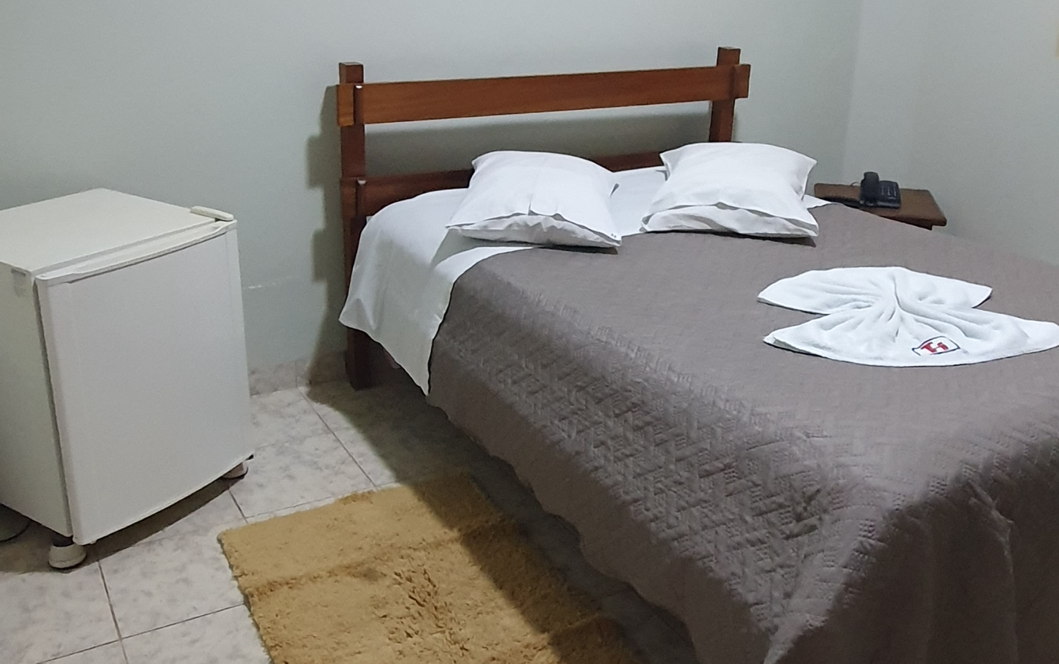 tourist_hotel_duplo_e_single_casal_1